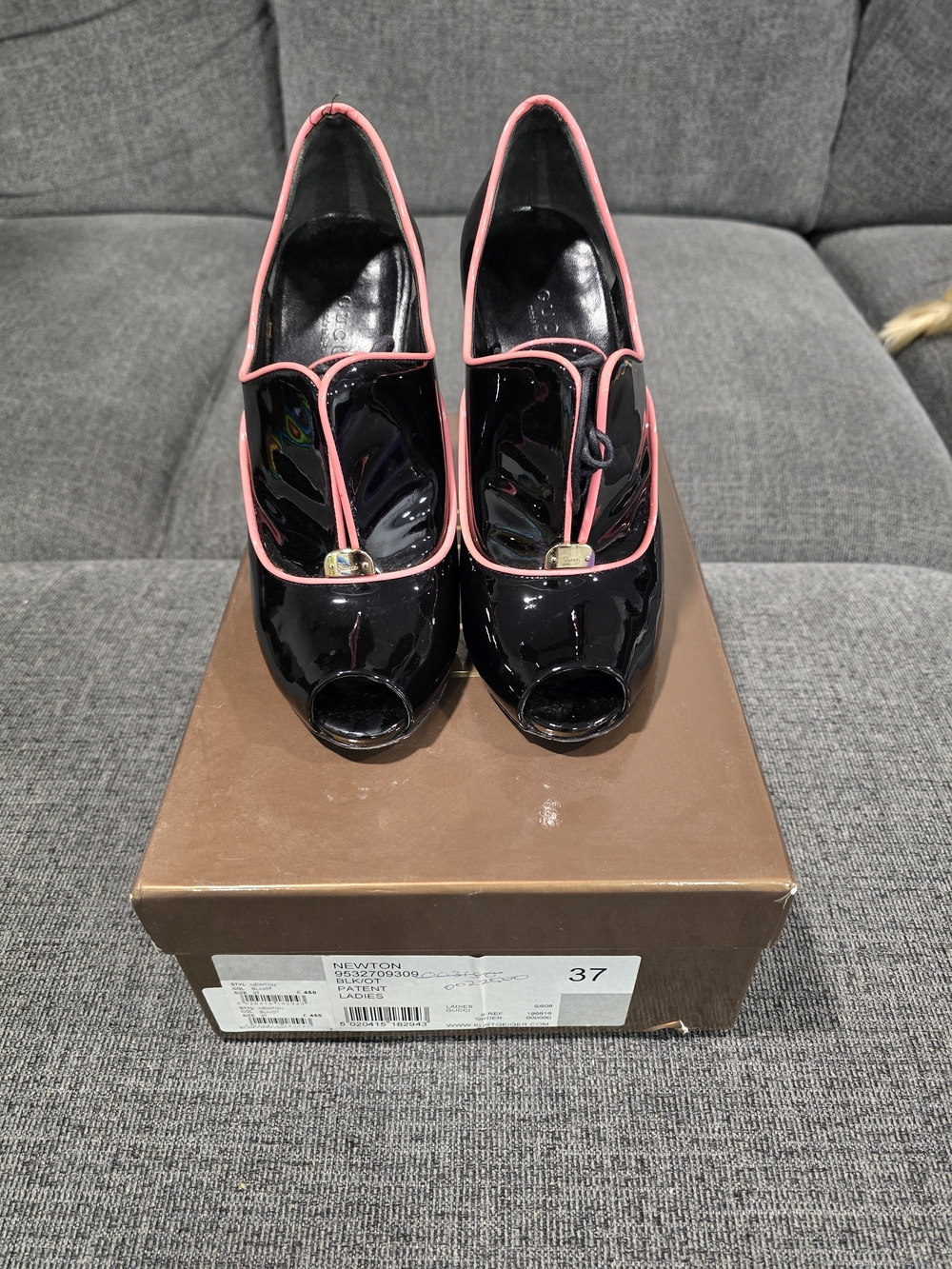Gucci Black Patent Peep-Toe Pumps with Pink Trim